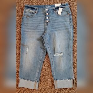 Maurice's mid rise, distressed cuffed Capris, size 14